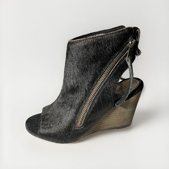 Diba True Heels Black Cowhide, Peep Toes Slingback Stacked Heel Womens Size 6 - Picture 2 of 6